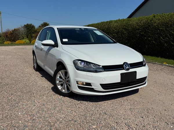 Volkswagen Golf Hatchback, Petrol, 2016, White