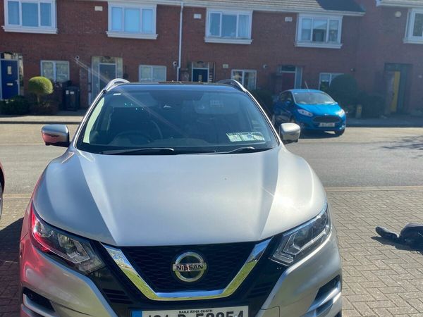 Nissan Qashqai Hatchback, Diesel, 2018, Silver