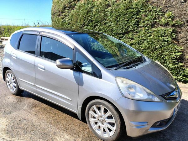 Honda Jazz Hatchback, Petrol, 2010, Silver