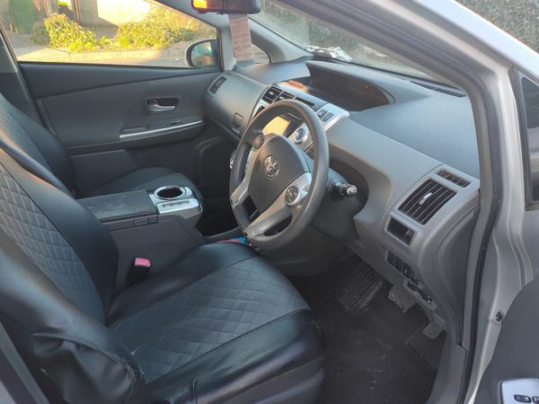Toyota Prius MPV, Petrol Hybrid, 2012, Silver