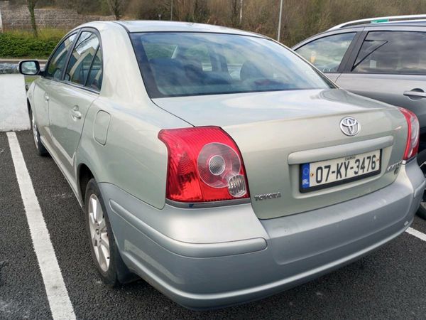 Toyota Avensis Saloon, Petrol, 2007, Green