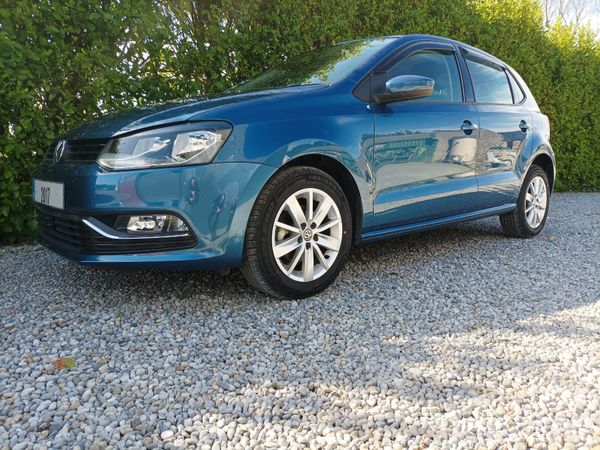 Volkswagen Polo Hatchback, Petrol, 2017, Blue