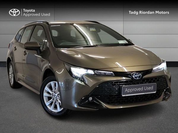 Toyota Corolla Estate, Hybrid, 2024, Gold