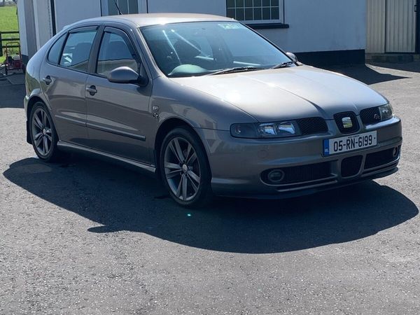 SEAT Leon Hatchback, Diesel, 2005, Silver