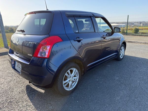 Suzuki Swift Hatchback, Petrol, 2008, Blue