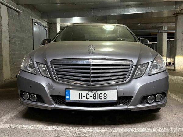 Mercedes-Benz E-Class Saloon, Diesel, 2011, Silver