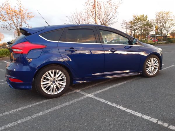 Ford Focus Hatchback, Diesel, 2015, Blue