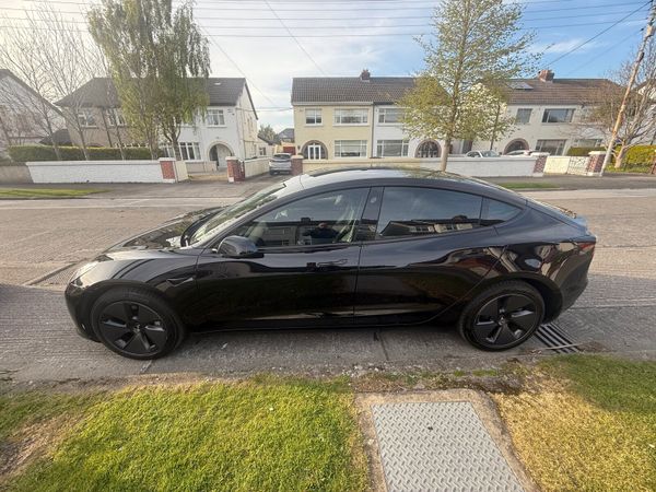 Tesla Model 3 Saloon, Electric, 2023, Black