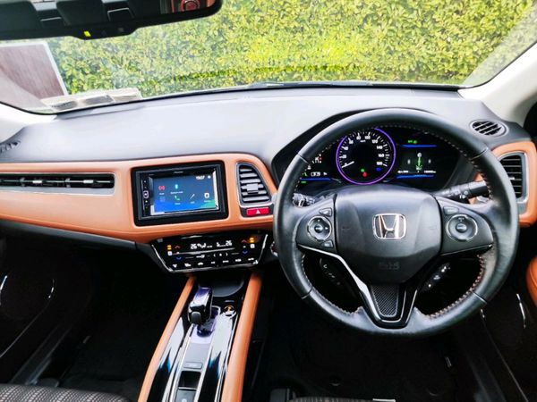 Honda Vezel MPV, Petrol Hybrid, 2014, Grey