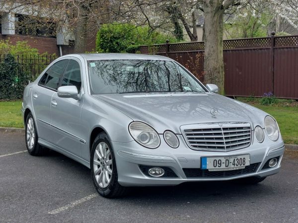 Mercedes-Benz E-Class Saloon, Diesel, 2009, Silver