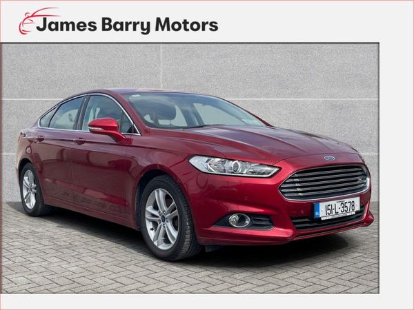 Ford Mondeo Hatchback, Diesel, 2015, Red