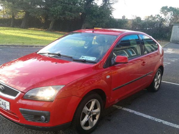 Ford Focus , Petrol, 2006, Red