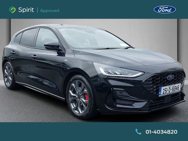 Ford Focus Hatchback, Petrol Hybrid, 2025, Black