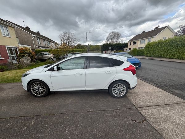 Ford Focus Hatchback, Diesel, 2013, White