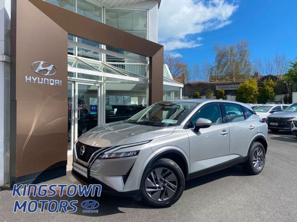 Nissan Qashqai MPV, Petrol, 2022, Grey