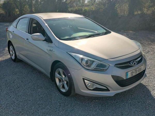 Hyundai i40 Saloon, Diesel, 2012, Silver