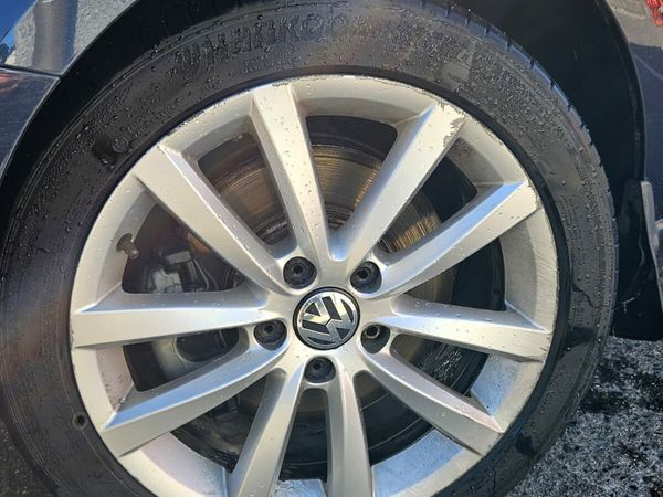 Volkswagen Passat Saloon, Diesel, 2014, Blue