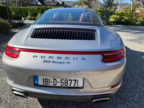 Porsche 911 Convertible, Petrol, 2018, Silver