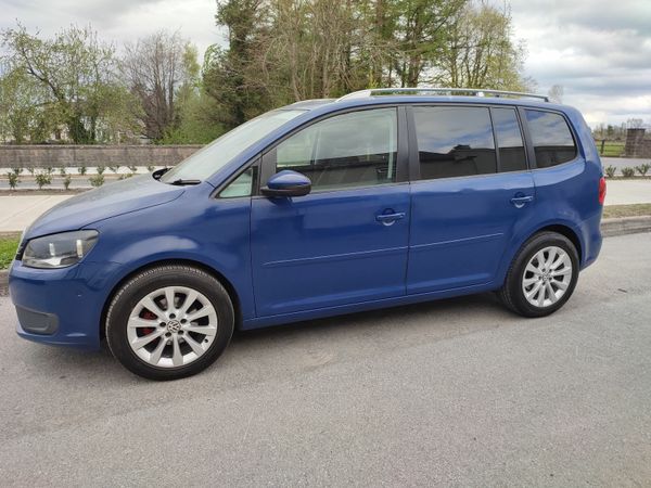 Volkswagen Touran MPV, Diesel, 2012, Blue