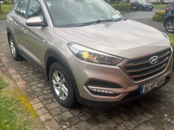 Hyundai Tucson SUV, Diesel, 2016, White
