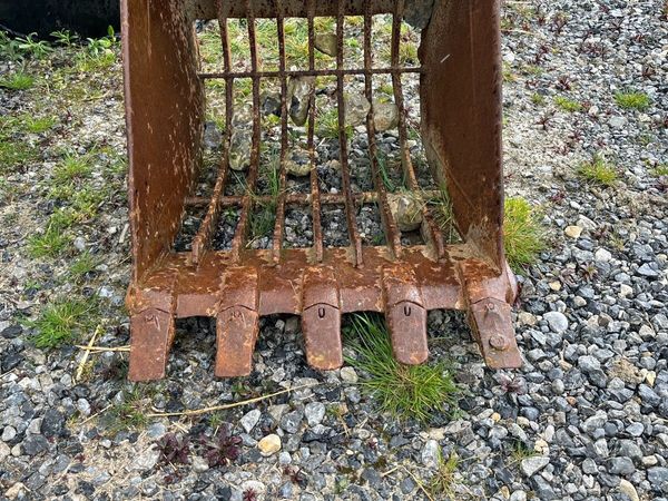 Riddle bucket for sale in Co. Offaly for €975 on DoneDeal