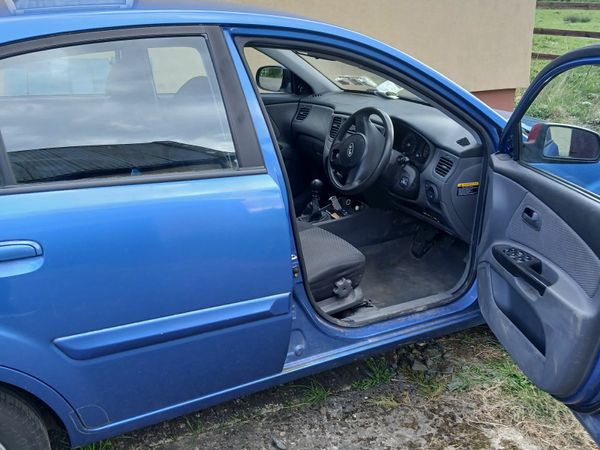 Kia Rio MPV, Petrol, 2010, Blue
