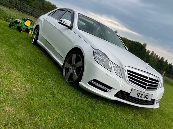 Mercedes-Benz E-Class Saloon, Diesel, 2012, White