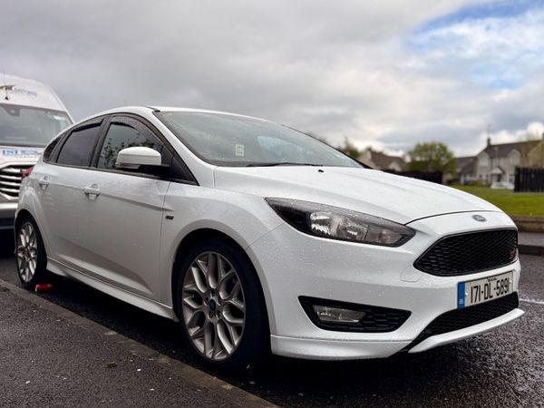 Ford Focus Hatchback, Diesel, 2017, White
