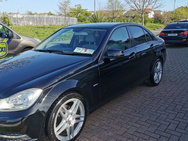 Mercedes-Benz C-Class Saloon, Diesel, 2012, Black