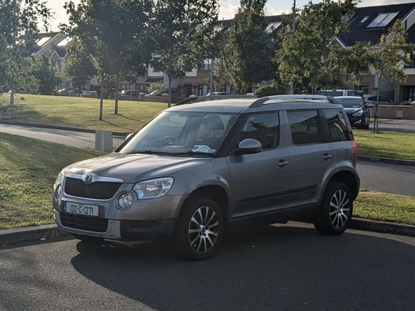 Skoda Yeti SUV, Diesel, 2013, Grey