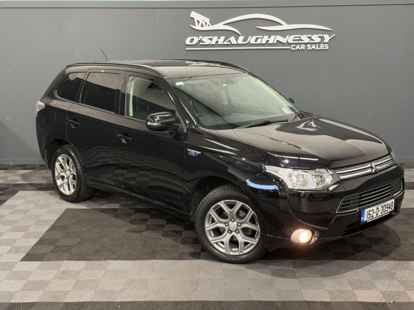 Mitsubishi Outlander SUV, Petrol Plug-in Hybrid, 2015, Black