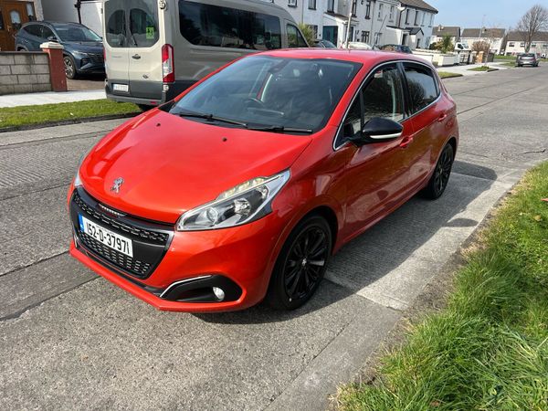 Peugeot 208 Hatchback, Petrol, 2015, Orange