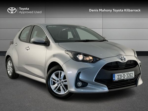 Toyota Yaris Hatchback, Petrol Hybrid, 2022, Grey