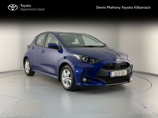 Toyota Yaris Hatchback, Petrol Hybrid, 2022, Blue