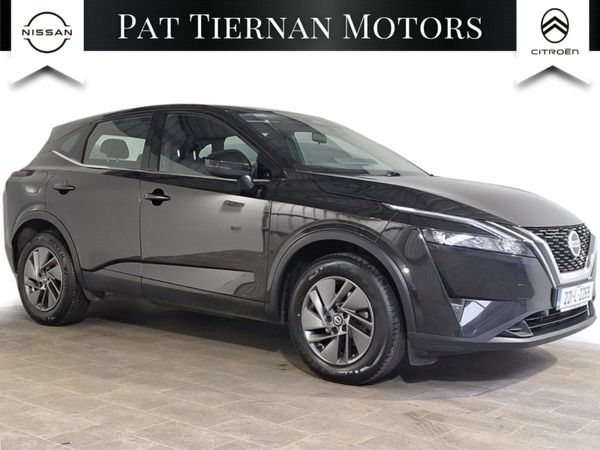 Nissan Qashqai MPV, Petrol, 2022, Black