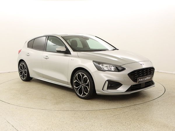 Ford Focus Hatchback, Diesel, 2021, Silver