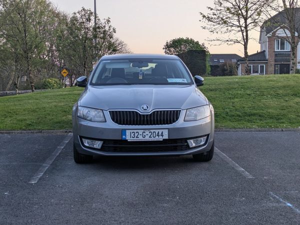 Skoda Octavia Hatchback, Diesel, 2013, Grey