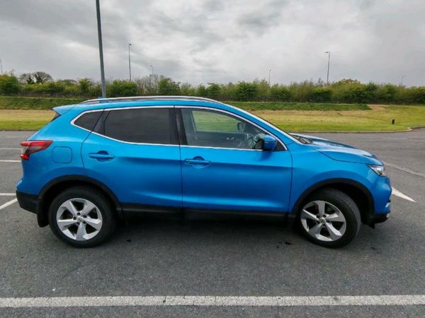 Nissan Qashqai MPV, Petrol, 2018, Blue