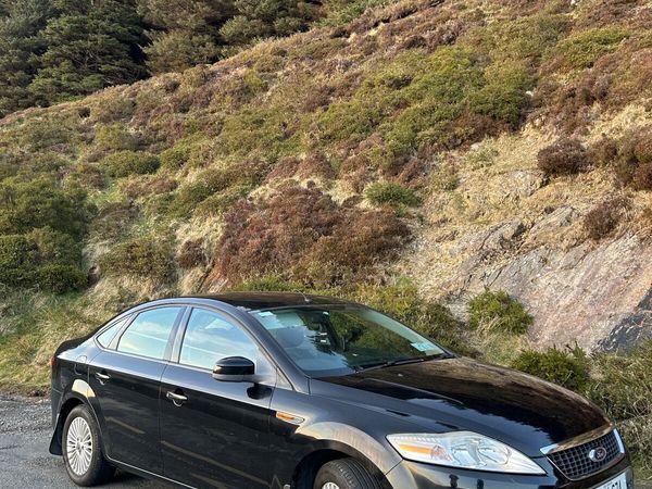 Ford Mondeo Saloon, Diesel, 2010, Black