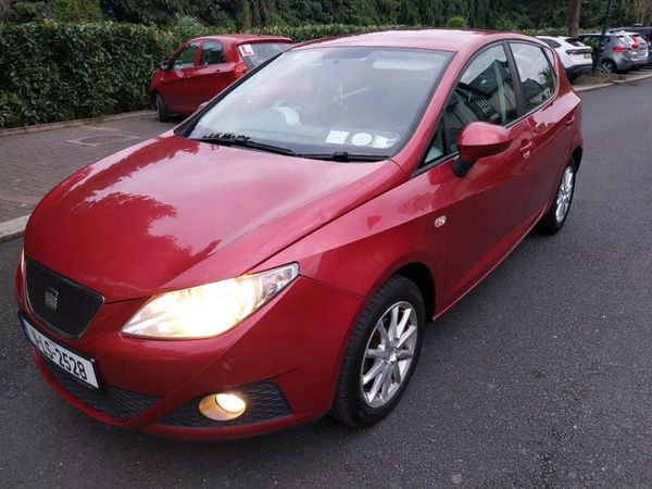 SEAT Ibiza Hatchback, Diesel, 2011, Red