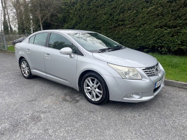 Toyota Avensis Saloon, Diesel, 2010, Silver
