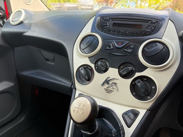 Ford KA Hatchback, Petrol, 2013, Red