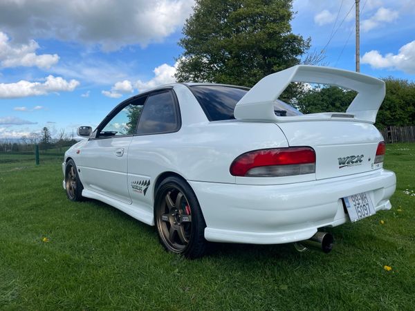 Subaru Impreza Saloon, Petrol, 1999, White