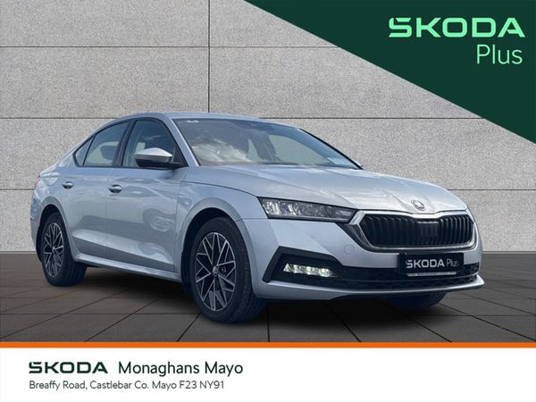 Skoda Octavia Saloon, Diesel, 2021, Grey