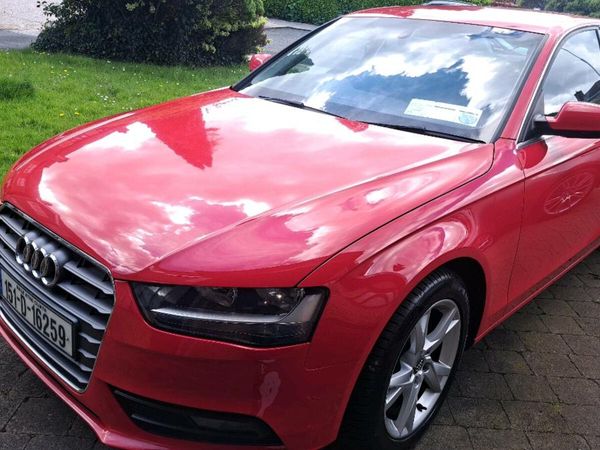 Audi A4 Saloon, Diesel, 2015, Red