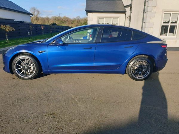 Tesla Model 3 Saloon, Electric, 2022, Blue