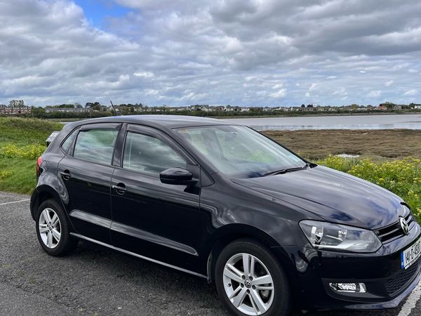 Volkswagen Polo Hatchback, Petrol, 2014, Black