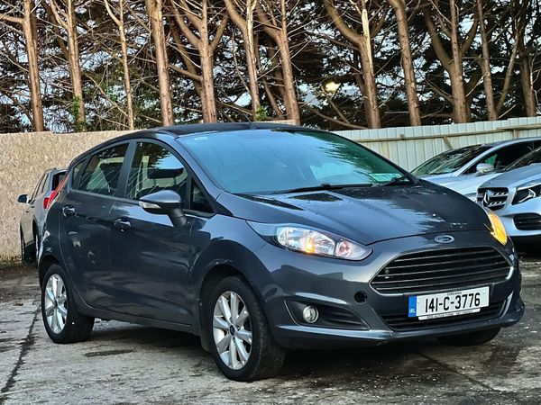 Ford Fiesta Hatchback, Petrol, 2014, Blue