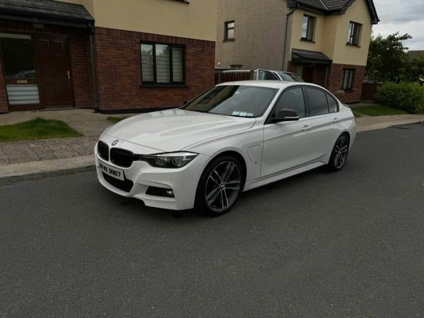BMW 3-Series Saloon, Petrol Plug-in Hybrid, 2018, White