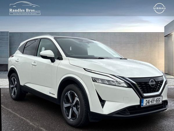 Nissan Qashqai MPV, Petrol, 2025, White